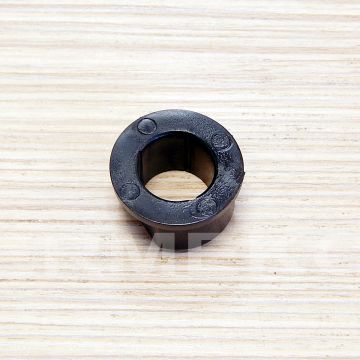 Bucsa plastic tractorase tuns gazon MTD 741-0199, 741-0490, 748-0151