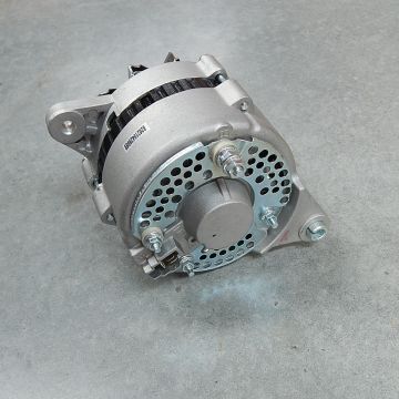 Alternator KUBOTA B6200D, B6200E, B7200D, B7200E, B9200HSDTOW, L175, L185, L200, L225, L225DT, L235, L245, L285, L285P, L285WP, L295, L305, L335, L345, L2250DT, L2250F, L2550DT, L2550DTGST, L2550F, L2550TOW, L2850DT