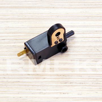 Intrerupator HONDA GC135, HONDA GC160, HONDA GCV135, HONDA GSV190LA, HONDA GCV160LA - 35120-ZL8-003